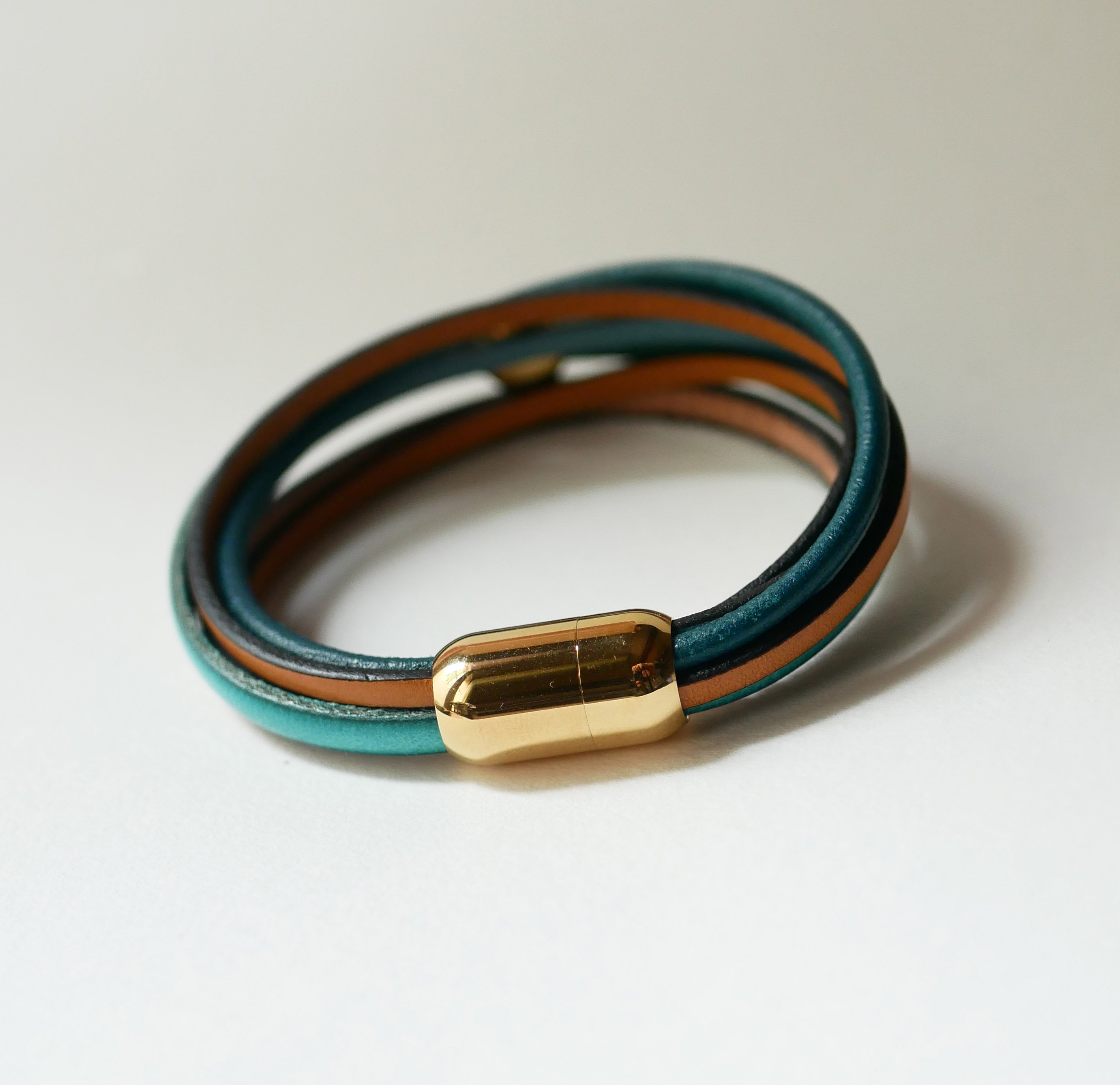 Multi-leather cuff bracelet for women in blue and gold tones