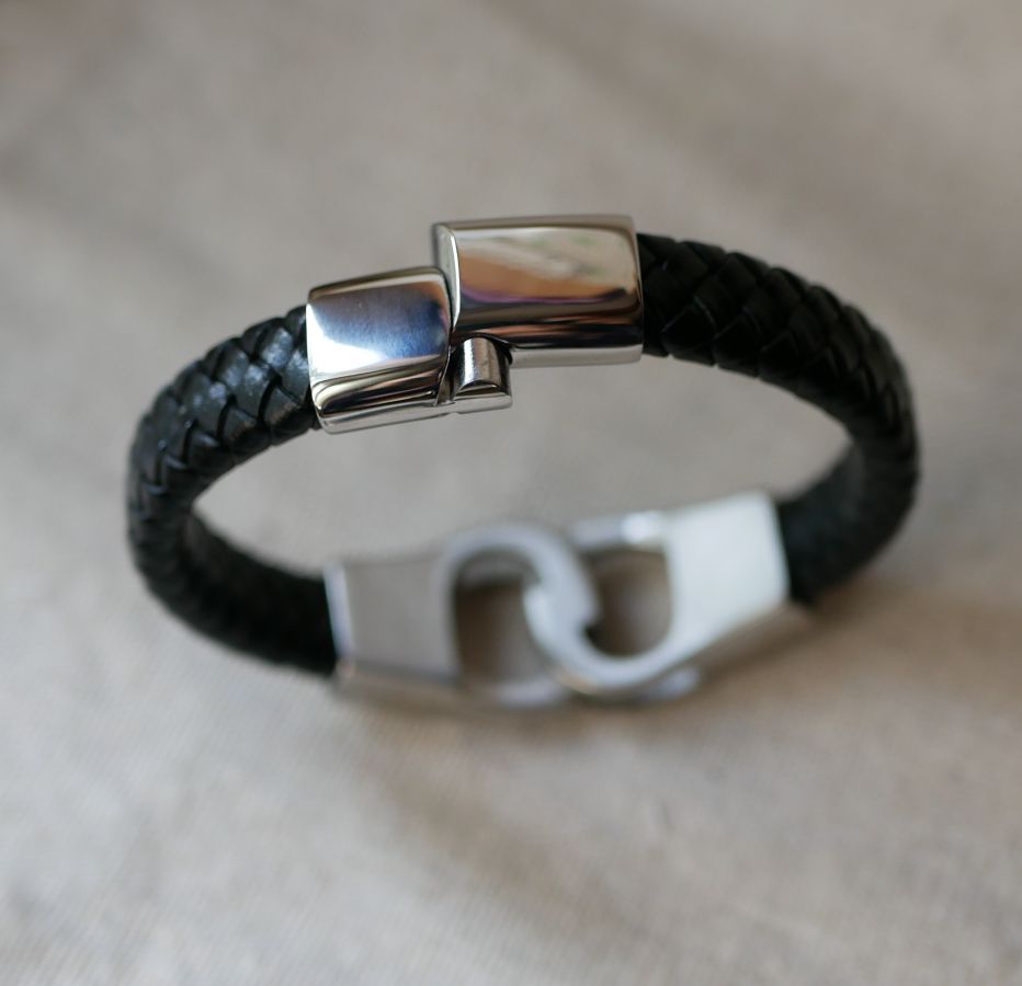 Braided leather handcuff bracelet color and size of your choice