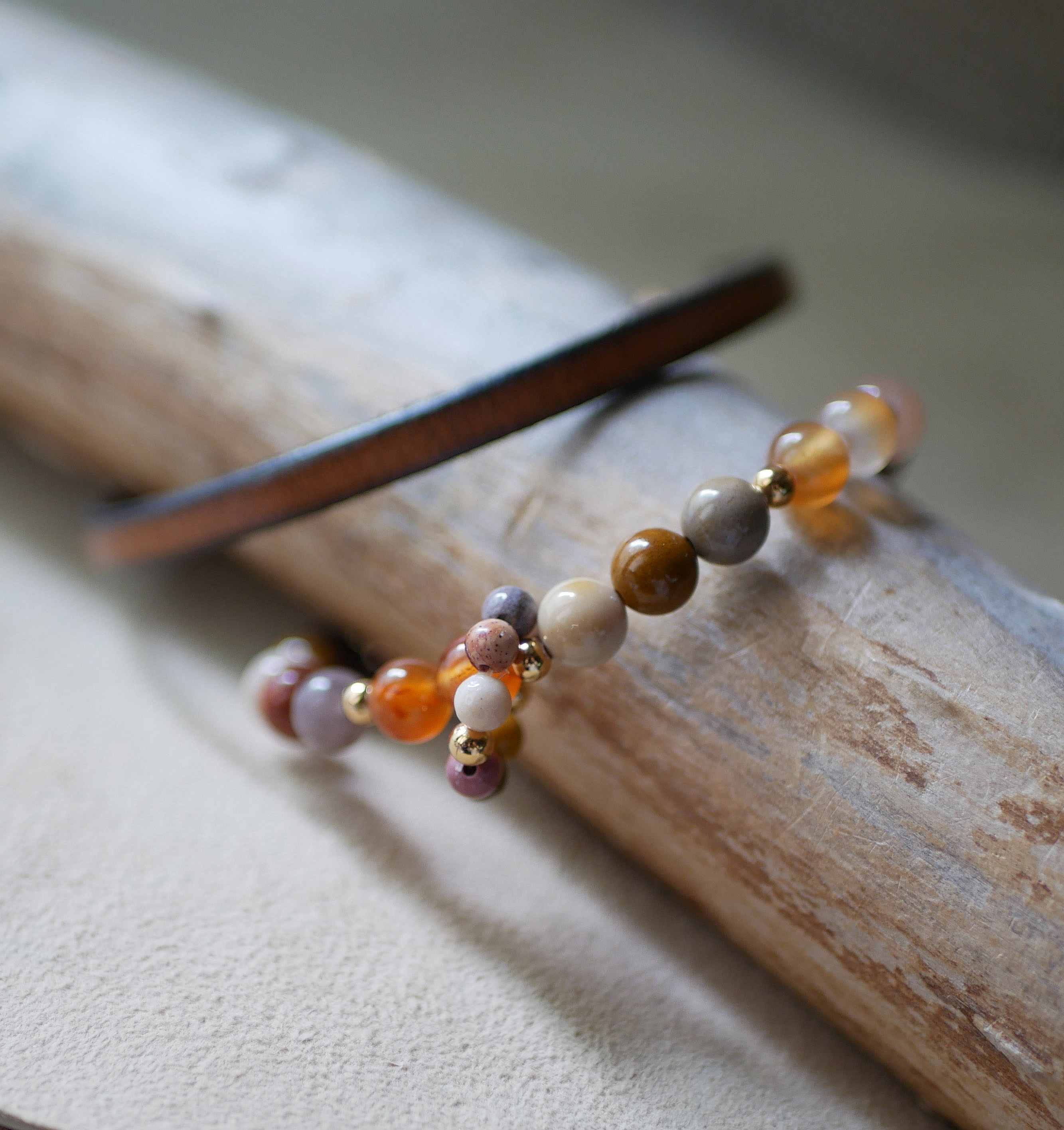 Moka&iuml;te and Cornalite natural stone beads bracelet with mini beads ring