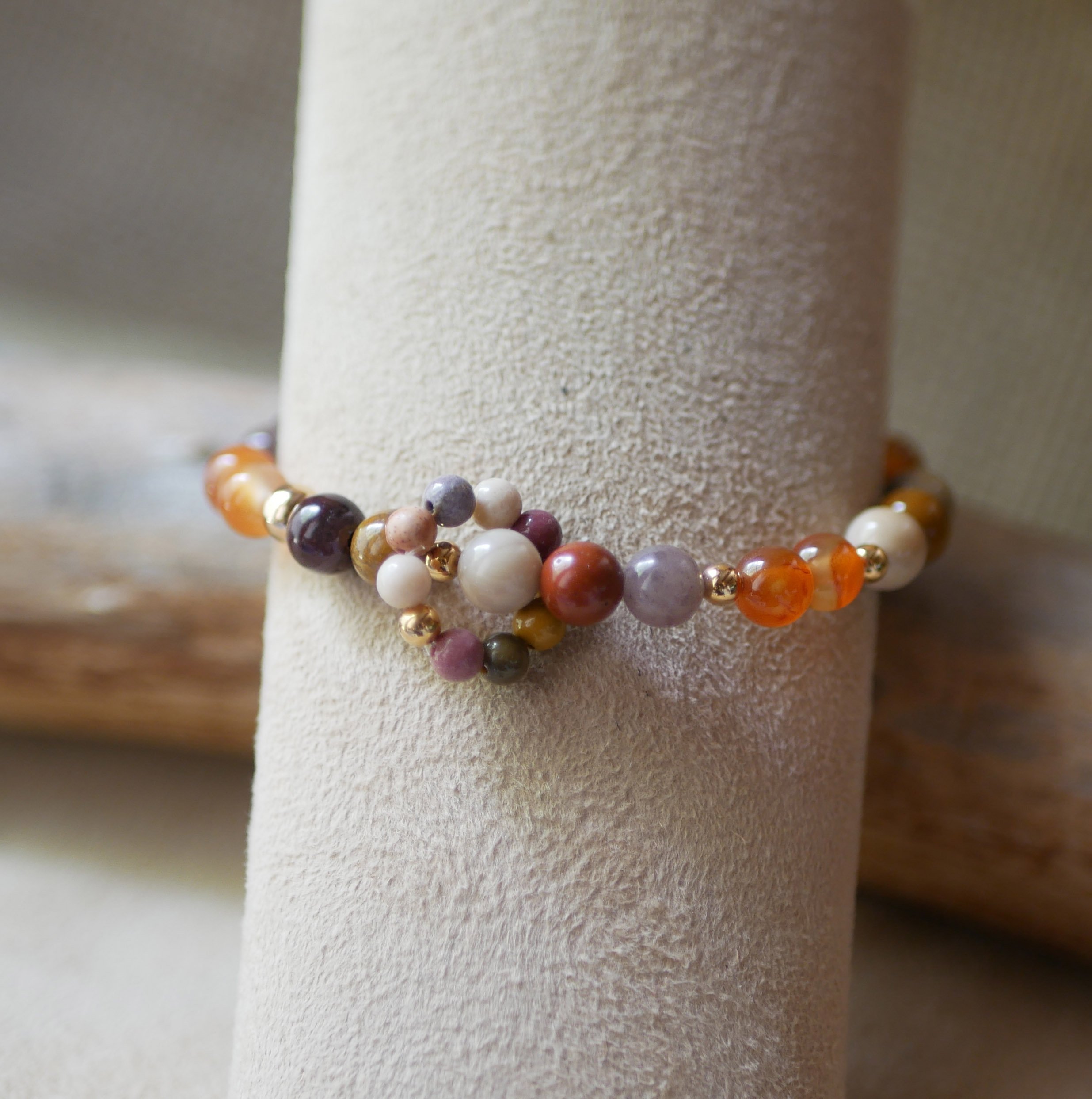 Mokaïte and Cornalite natural stone beads bracelet with mini beads ring