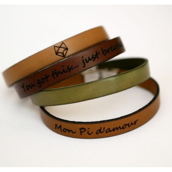 Leather bracelet with ethnic magnetic clasp to customize