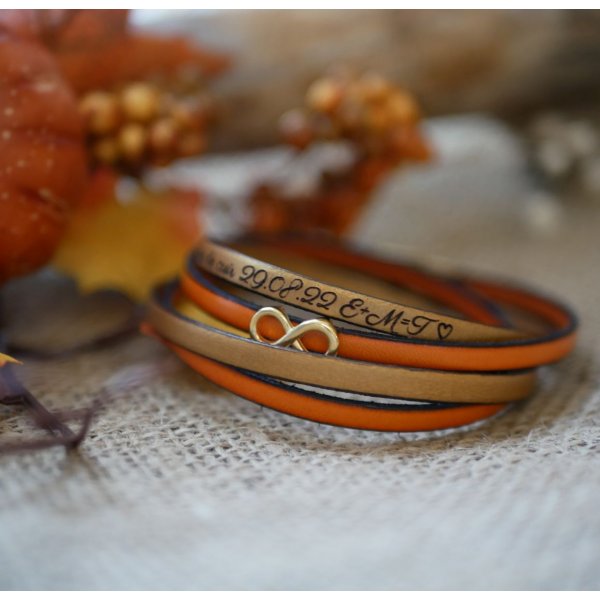 Golden infinity symbol bracelet gift for Mom in 2 leathers to personalize  
