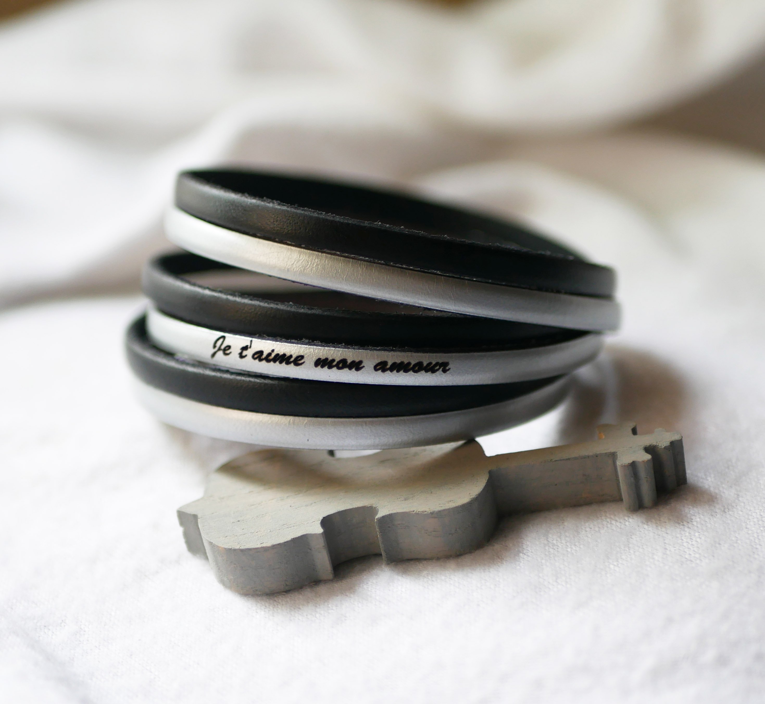 Customizable multi-turn leather bracelet duo for women or men