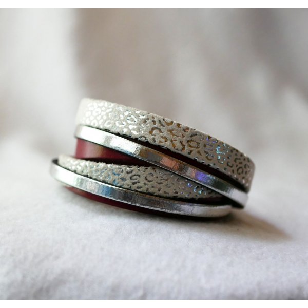 Customized white, silver and red leather double-turn cuff bracelet  