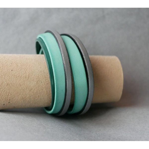 Customized green and silver leather double-turn cuff bracelet  