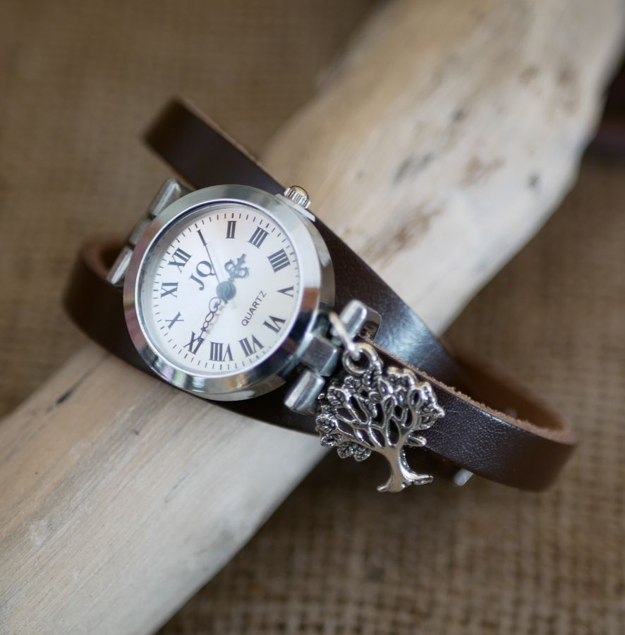 Silver watch with triple leather strap and charm to personalize