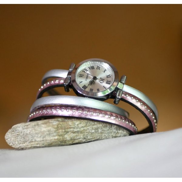 Watch with double pink metallic leather strap to personalize 