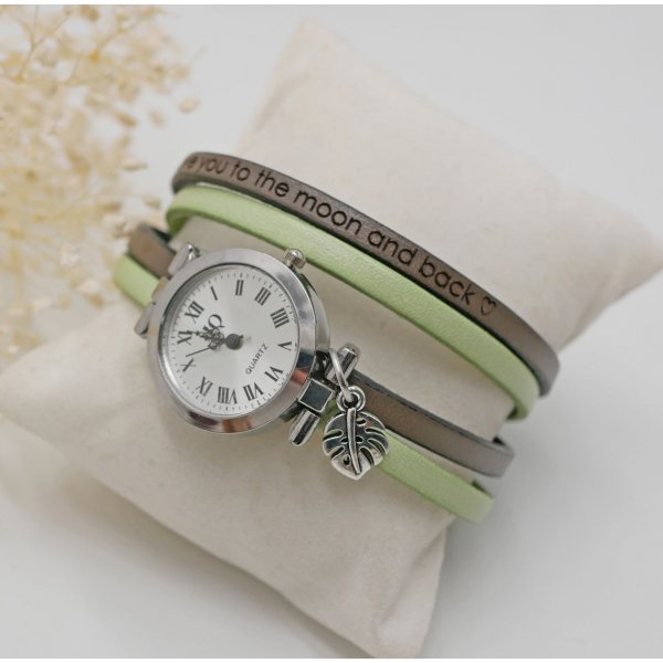 Watch with double leather strap, silver dial, choice of color to be personalized 