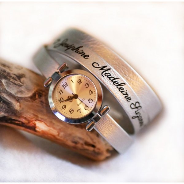 Customizable multi-turn watch with silver dial 