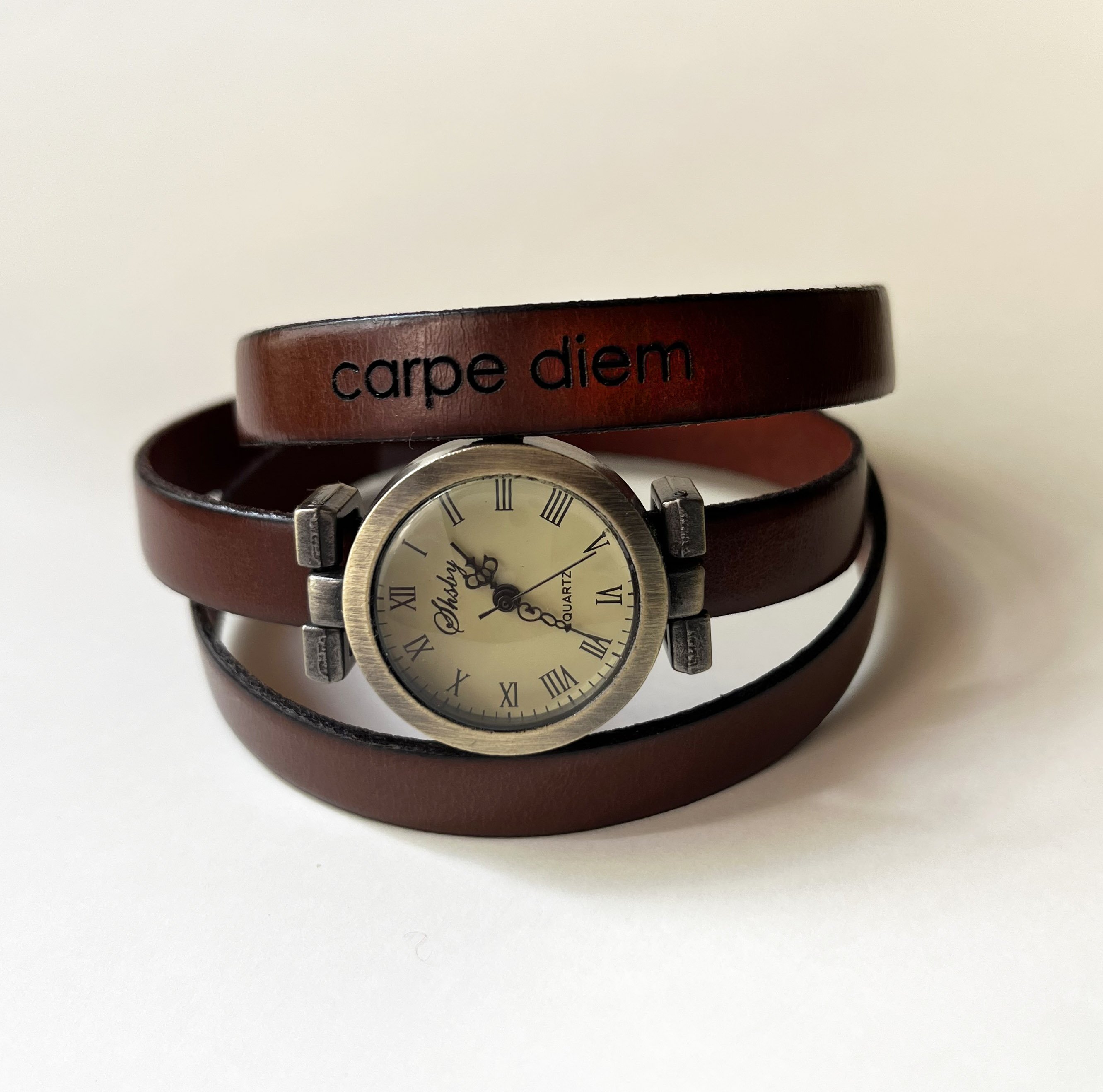 Customizable triple tour bracelet watch with bronze dial 