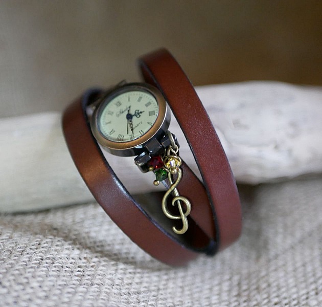 Rasta Reggaeb style watch with leather strap 2 or 3 turns adjustable clasp