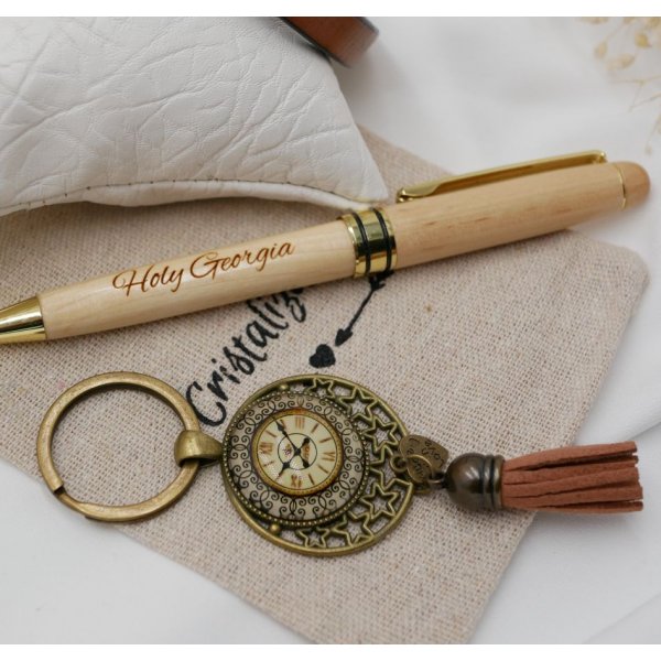 Woman gift bag with engraved wooden pen + customizable leather bracelet + key ring 