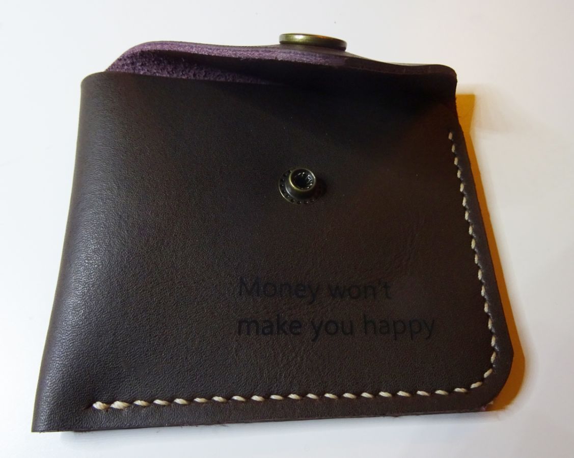 Coffee leather pouch with engraved button