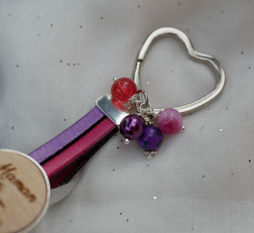 Double leather key ring and personalized wooden cabochon