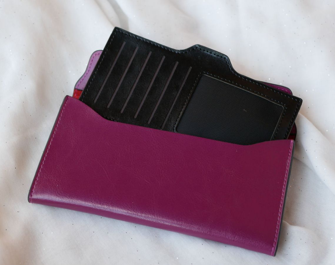 Purple leather wallet to personalize