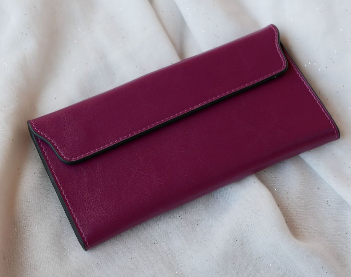 Purple leather wallet to personalize