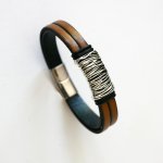 Fawn leather bracelet with braided metal lining and magnetic clasp