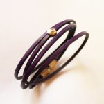 Very fine leather double-loop bracelet with pearl 