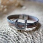Duo leather bracelet and horseshoe loop customizable for men or women