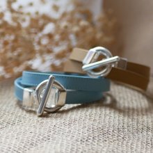 Double-turned leather strap with stitching and customizable silver T-shaped clasp
