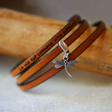 Bracelet with a 3-lap leather pendant, customizable by engraving