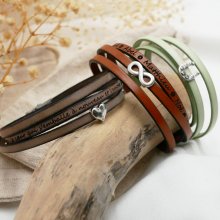 Customizable multi-turn leather strap with star, infinity or heart motif 