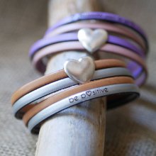 Double leather bracelet with silver heart to be personalized by engraving
