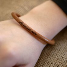 Leather bracelet woman round personalized by engraving