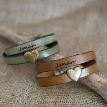 Double leather bracelet and bronze heart, possible engraving of your words