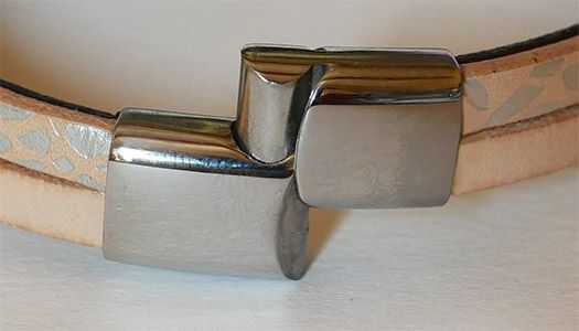 Steel, with extension (+ 1.80 €)