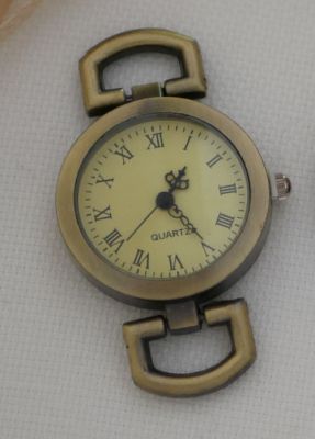 Dial Aged brass Roman numerals